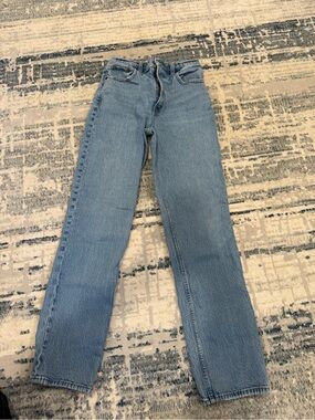 Abercrombie & Fitch Ultra High Rise 90s Straight Jean